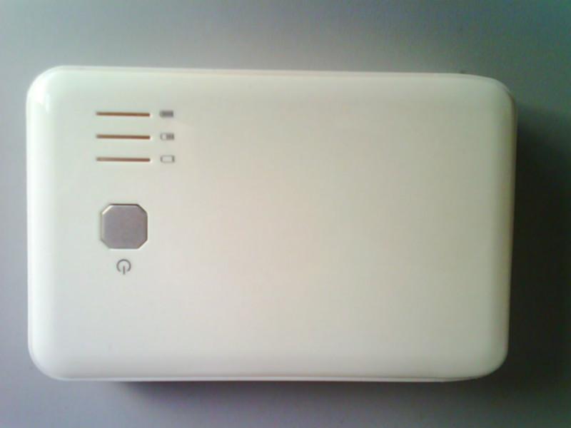 供應(yīng)噴移動(dòng)電源可樂(lè)紅油