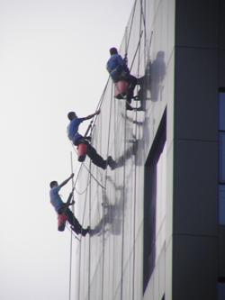 供應(yīng)東莞外墻清洗