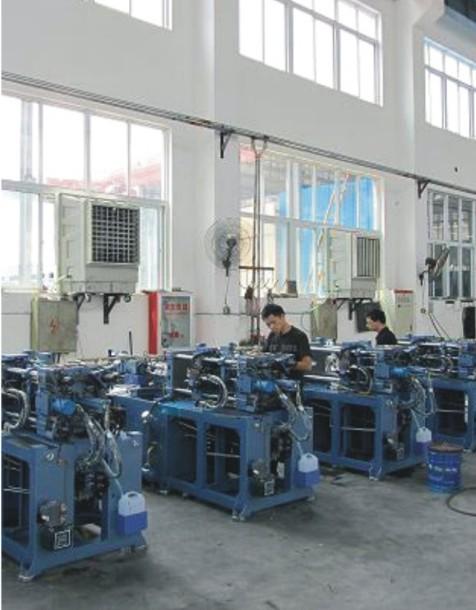 供應(yīng)飯?zhí)媒禍乩滹L(fēng)機(jī)/水冷風(fēng)機(jī)