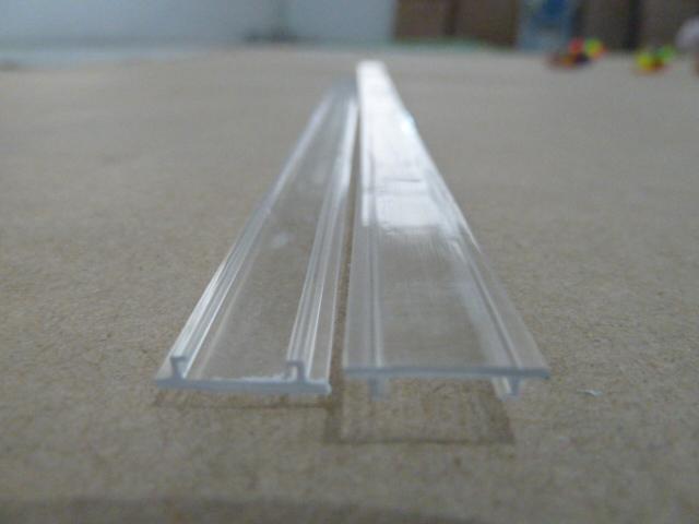 廠家直銷批發(fā)擠出高端PC塑料異型材燈罩