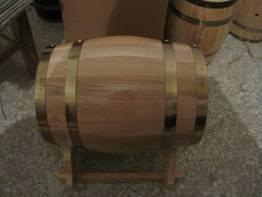 供應(yīng)酒桶109