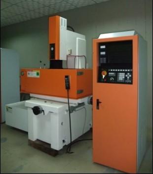 供應(yīng)ZNC火花機(jī)電柜 PNC火花機(jī)電柜 電火花機(jī) CNC火花機(jī)電柜