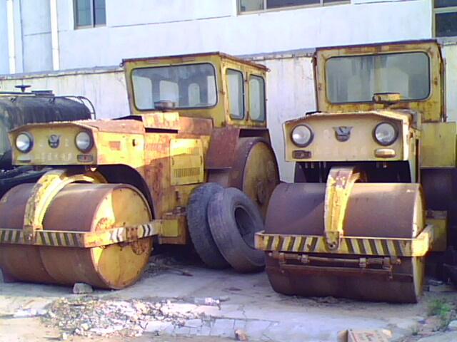 二手徐工壓路機價格圖片