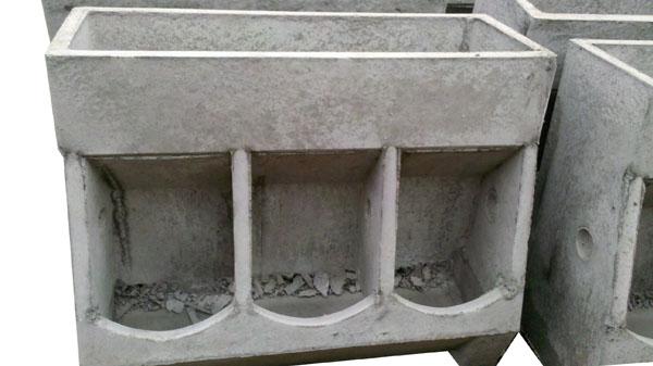 供應(yīng)三孔水泥豬槽批發(fā)