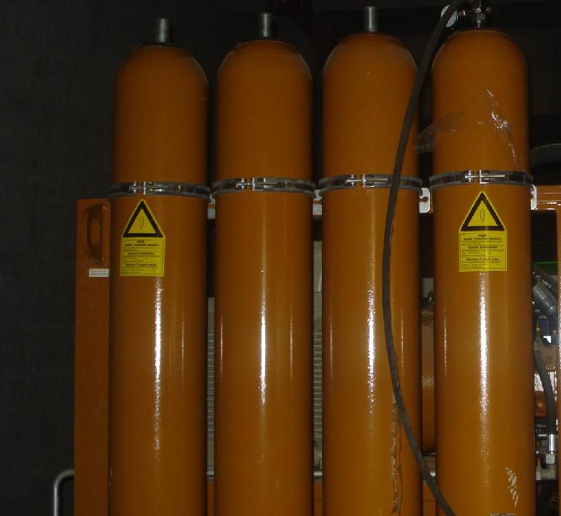 供應(yīng)深圳專業(yè)充氮?dú)夤?yīng)氣囊