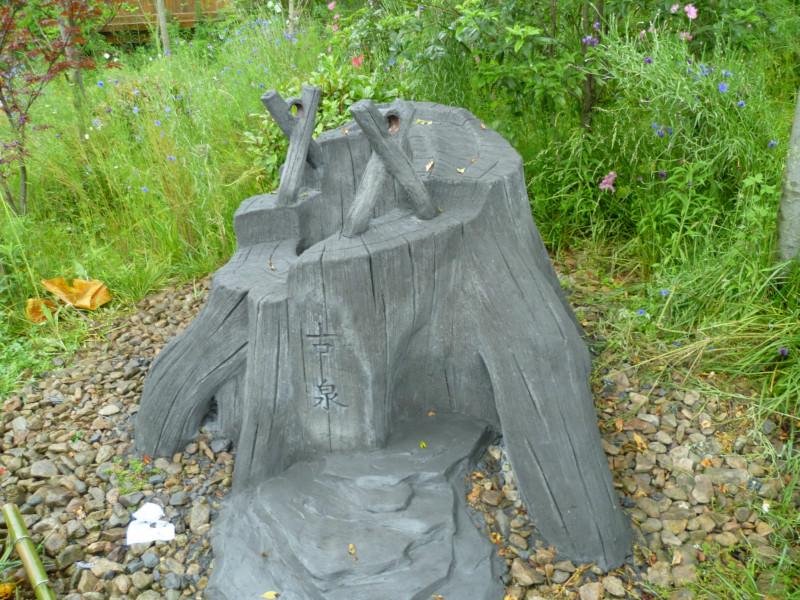 供應(yīng)仿真樹(shù)樁制作