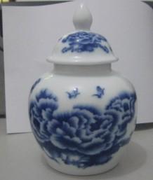 供應(yīng)西湖龍井茶葉罐定做陶瓷罐