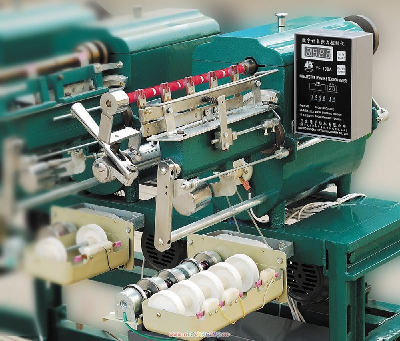 寶塔繞線機(jī)圖片