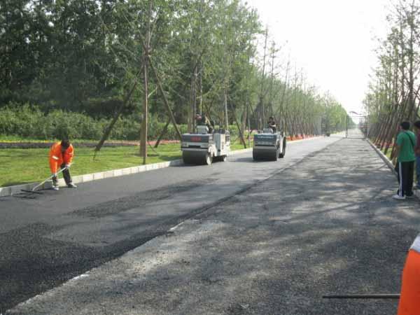 供應(yīng)   深圳桂豐三安，做放心瀝青工程。