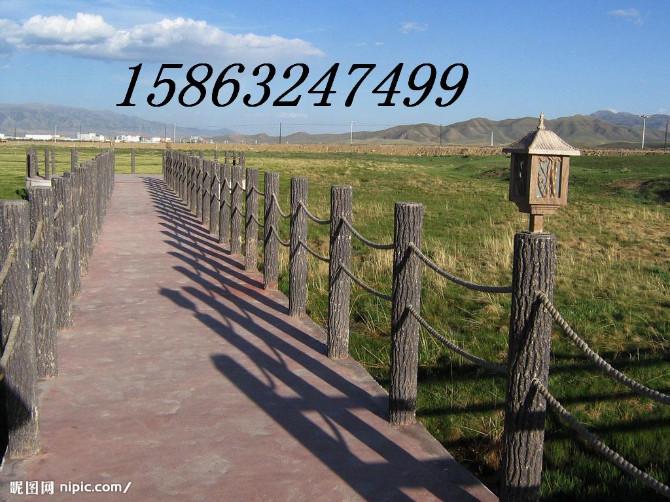 供應擬木小品 擬木欄桿