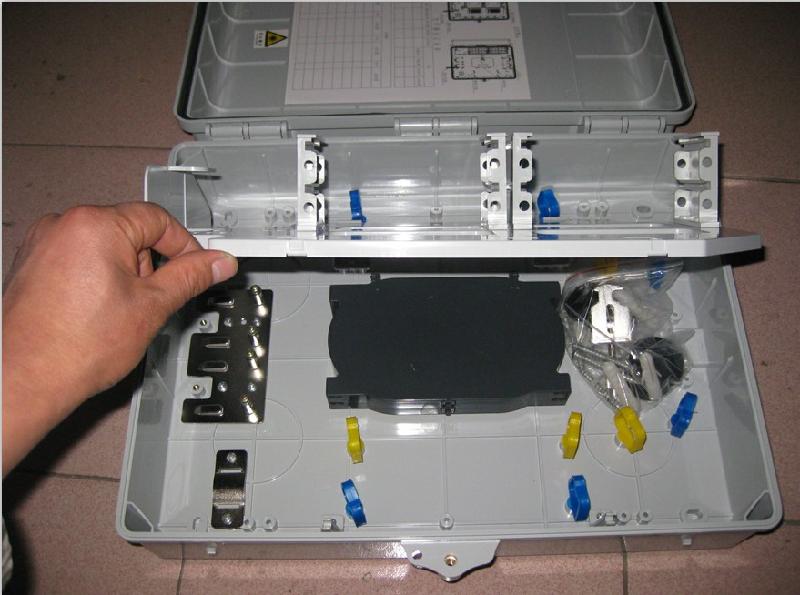 32芯光纤楼道箱图片