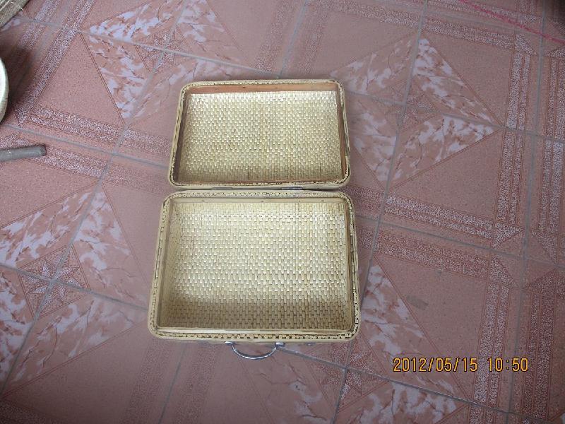 專(zhuān)業(yè)生產(chǎn)精美柳編工藝品柳箱