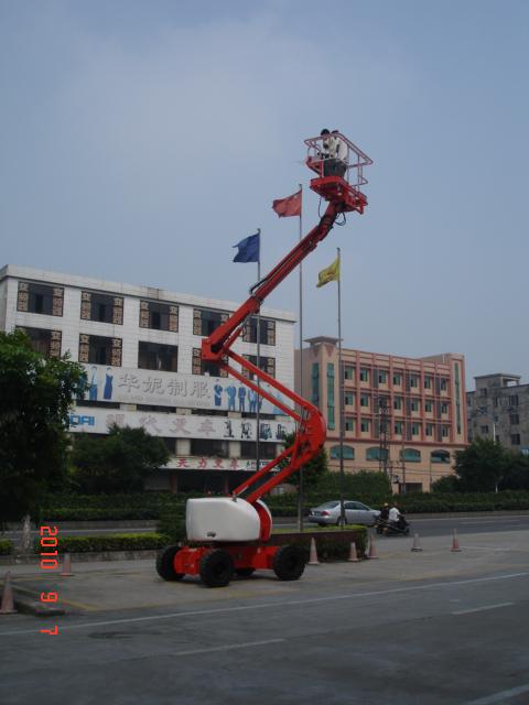 供應(yīng)湖北折臂式升降平臺(tái)/折臂升降機(jī)