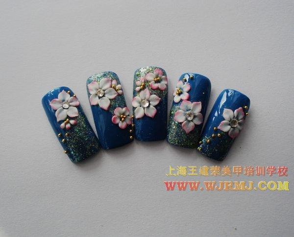 上海哪里有專業(yè)美甲培訓(xùn)學(xué)校上海王建榮美甲培訓(xùn)學(xué)校