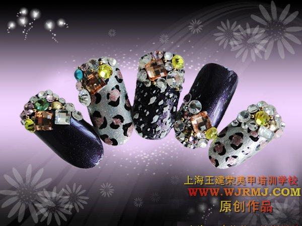 供應(yīng)上海浦東哪有學(xué)化妝美甲的浦東學(xué)化妝