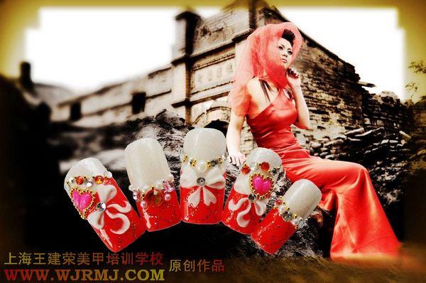 上海學(xué)美甲要多少錢上海美甲培訓(xùn)學(xué)校*