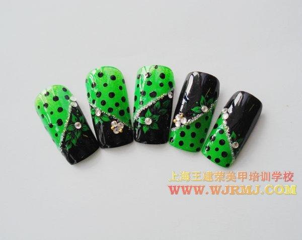 上海美甲學(xué)校,上海哪里學(xué)美甲好,上海哪里美甲培訓(xùn)學(xué)校好