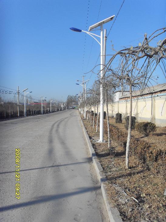 路燈桿太陽能路燈廠家圖片