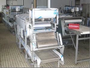 供應(yīng)河粉機(jī)多少錢一臺-家用河粉機(jī)-河粉涼皮機(jī)-小型河粉機(jī)