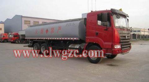 重汽后雙橋油罐車15897583377圖片