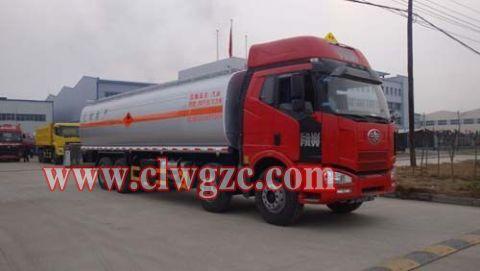 供應(yīng)解放*后八運(yùn)油車15897583377