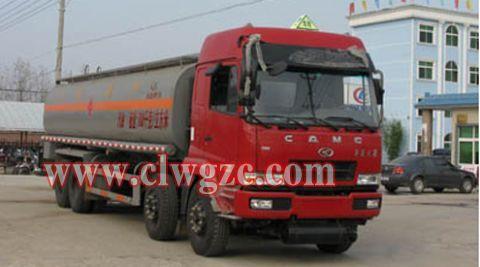 供應(yīng)華菱*后八運(yùn)油車15897583377