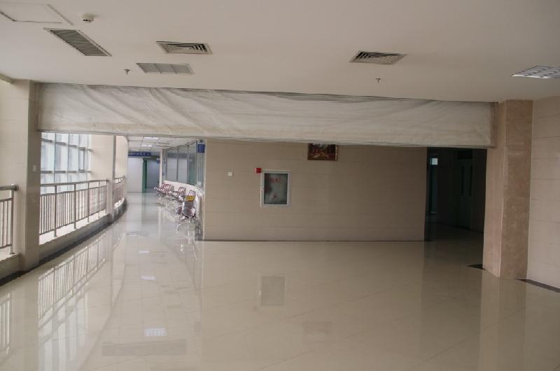 供應(yīng)電動(dòng)式擋煙垂壁