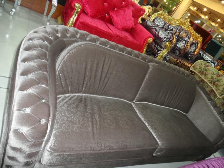 供應(yīng)雙人布藝沙發(fā)定做翻新維修恒亞維修