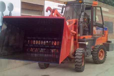 供應(yīng)廣西鏟車翻堆機，廣西槽式翻堆機，廣西行走式翻堆機