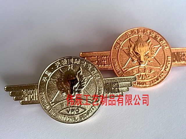 供應(yīng)訂購(gòu)金屬徽章/深圳徽章張總