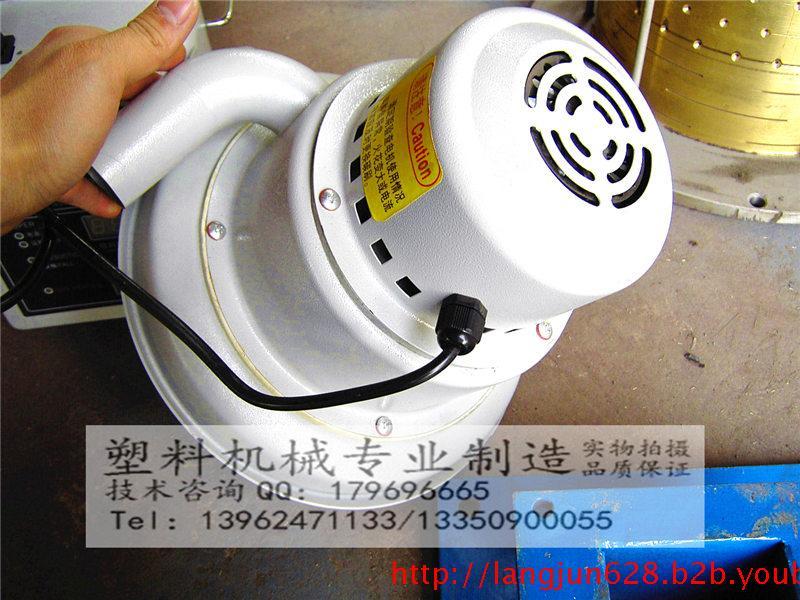 供應自動吸料機生產(chǎn)廠家