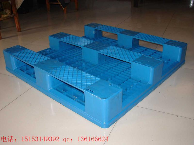 川字網(wǎng)格塑料托盤1010圖片