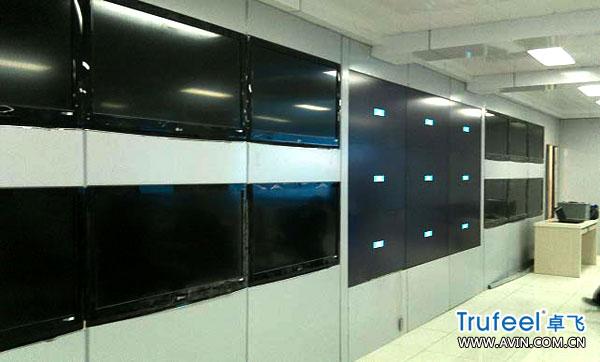 夏普藍盾46寸亮麗監(jiān)視器圖片