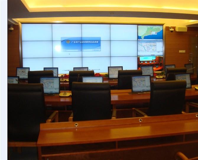 LTI460HN01拼接屏智能監(jiān)控中心圖片