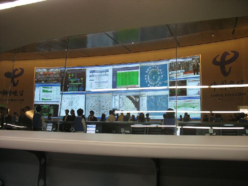 中國(guó)電信三星高亮麗液晶拼接圖片