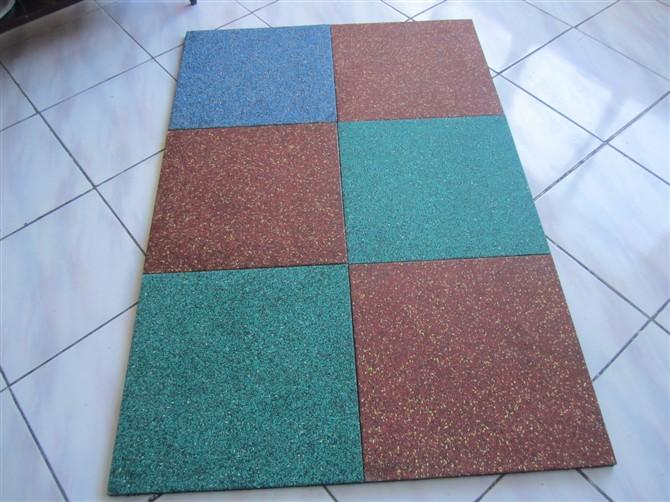 供應(yīng)*橡膠地墊廠家價格 *橡膠地墊廠家供應(yīng) *橡膠地墊報價