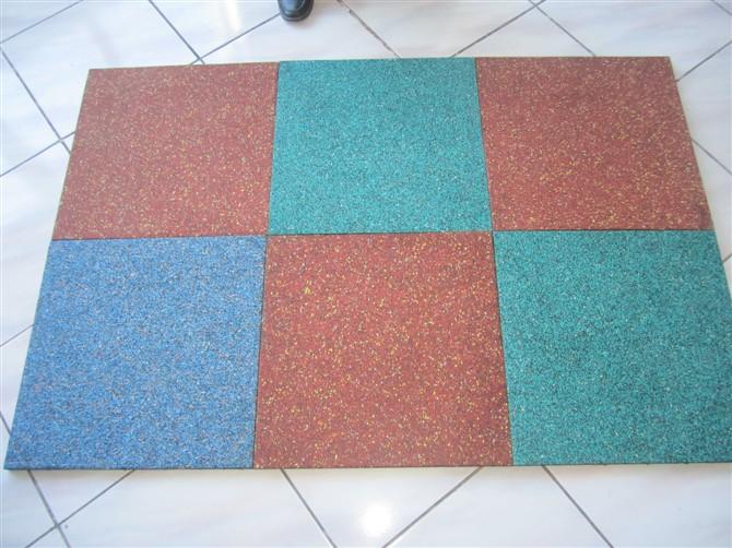 供應(yīng)*橡膠地墊廠家價格 *橡膠地墊廠家供應(yīng) *橡膠地墊報價