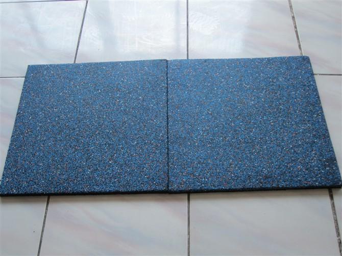 供應(yīng)安全橡膠地板、幼兒園橡膠地板