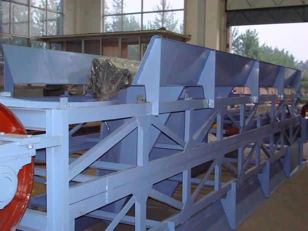 供應(yīng)濟(jì)南鏈板輸送機(jī)生產(chǎn)廠家，濟(jì)南鏈板輸送機(jī)價格，濟(jì)南鏈板輸送機(jī)供應(yīng)商