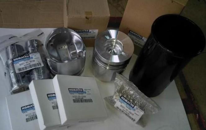 小松S6D140等發(fā)動機配件圖片