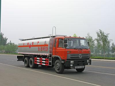湖北程力東風(fēng)1258運(yùn)油車圖片