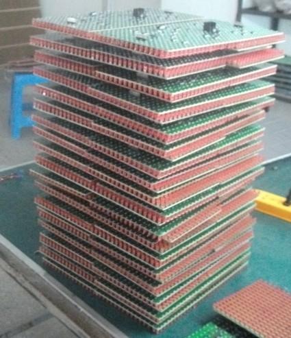 供應(yīng)瑞龍鑫戶外單元板LED戶外顯示屏