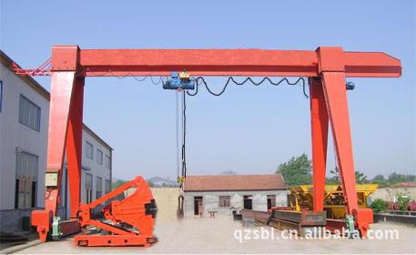 供應(yīng)西北門式起重機(jī)董經(jīng)理13992858236