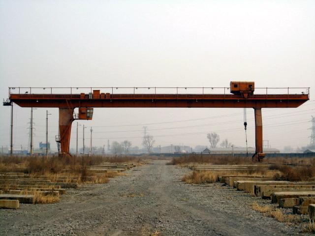 供應(yīng)大量生產(chǎn)起重機(jī)龍門吊出售