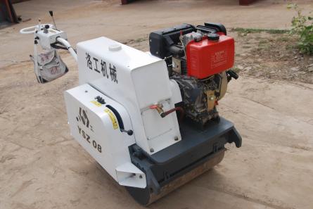 洛陽800公斤小型雙鋼輪壓路機(jī)圖片/洛陽800公斤小型雙鋼輪壓路機(jī)樣板圖 (3)