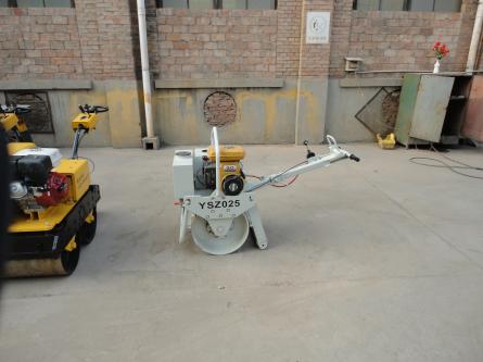供應(yīng)一拖洛建單鋼輪手扶0.25噸振動(dòng)壓路機(jī)road roller