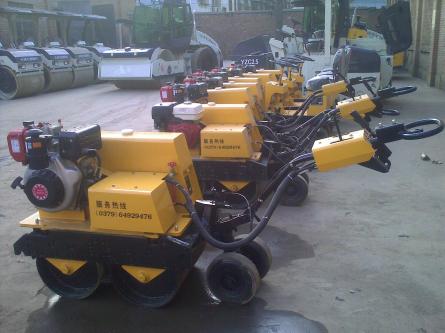 供應(yīng)一拖洛陽(yáng)牌洛建800公斤雙鋼輪手扶振動(dòng)壓路機(jī) road roll