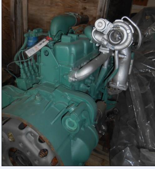 供應(yīng)一汽錫柴4缸170馬力發(fā)動機，CA4DF2-17