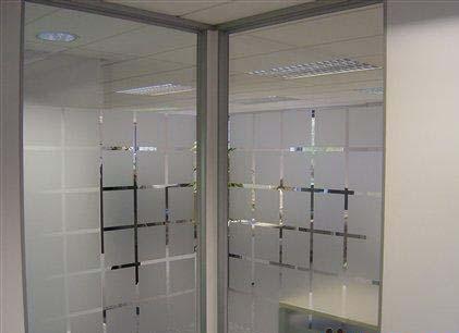 供應濟南磨砂紙玻璃貼玻璃貼膜為您設計