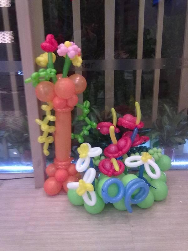 供應婚禮周歲生日氣球裝飾布置飄空氣球 節(jié)日*慶典氣球全場布置